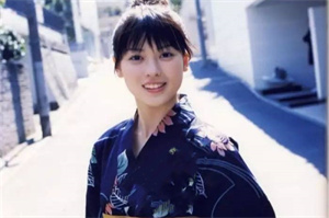 上海养生网：Young Attitude： How to Drink Tea in a Shanghai Tea House in a More Fashionable Way